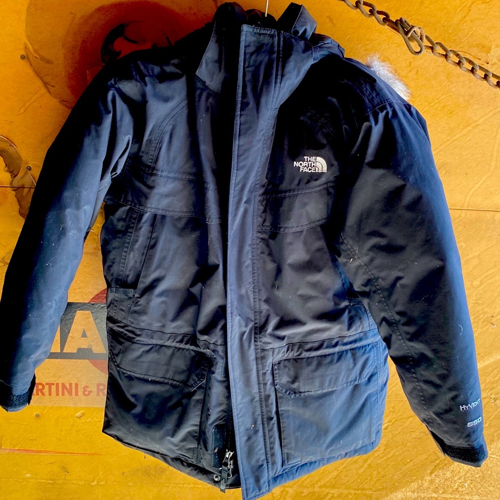 Black super warm North Face jacket